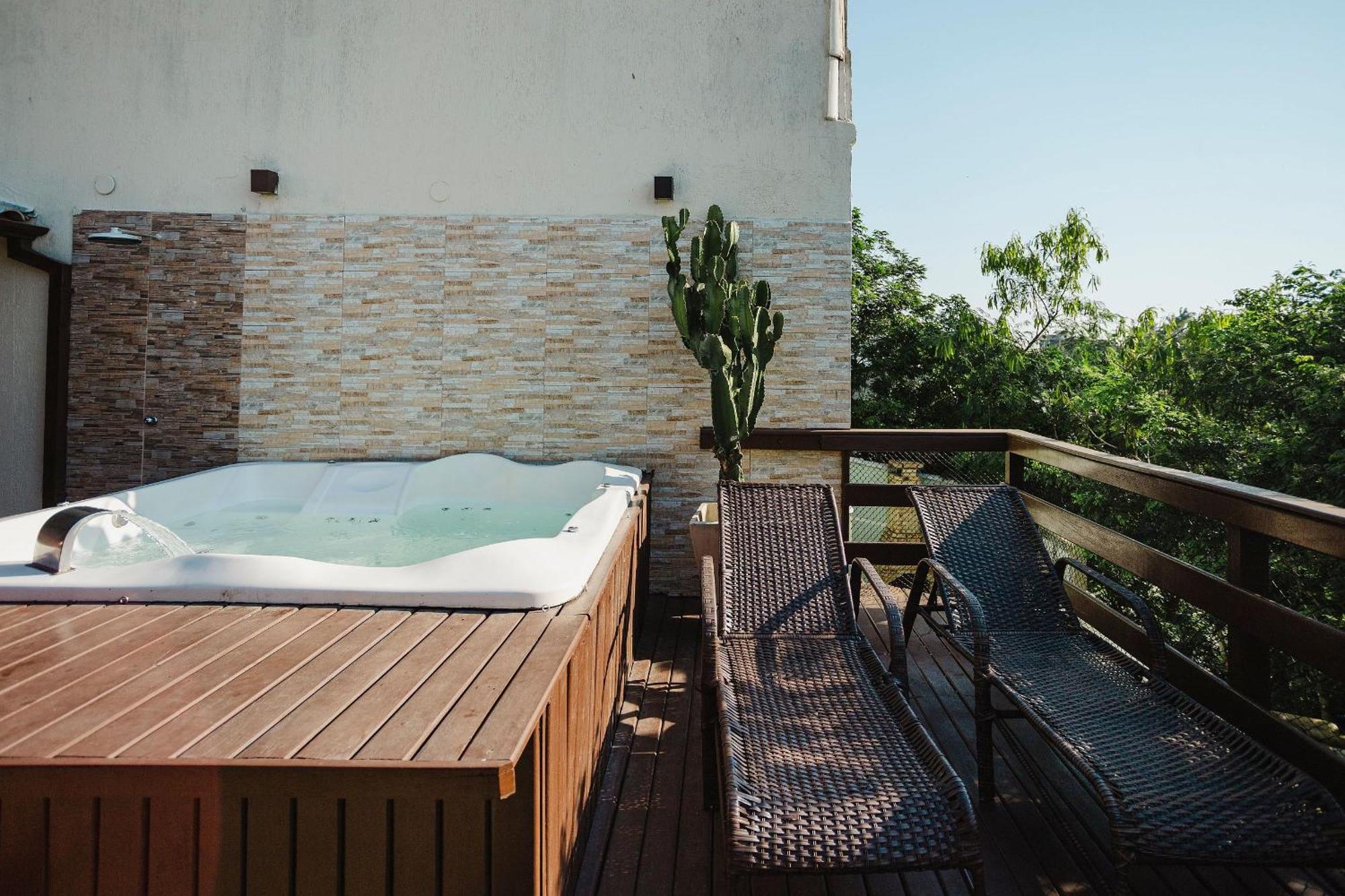 Casa C/ Jacuzzi A 600m Da Praia | Casa Boutique
